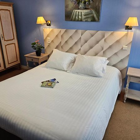 Logis Hotel Restaurant L'Unique Menesqueville Екстериор снимка